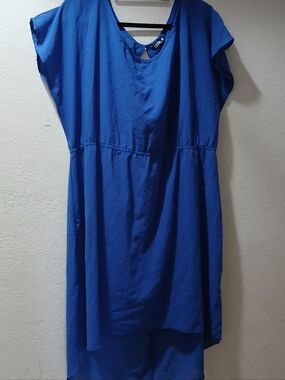 indulge Royal Blue Sleeveless Keyhole Top